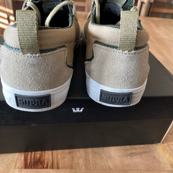 Supra Flow Low Top Men's 9 Tan Dark Olive White Suede Canvas Shoes Sneaker EUC - Picture 3 of 9